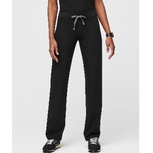 Figs | Women’s Black Livingston Scrub Pant | Small - Petite